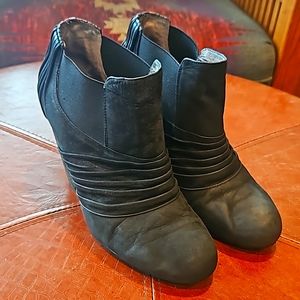 Vince Camuto booties